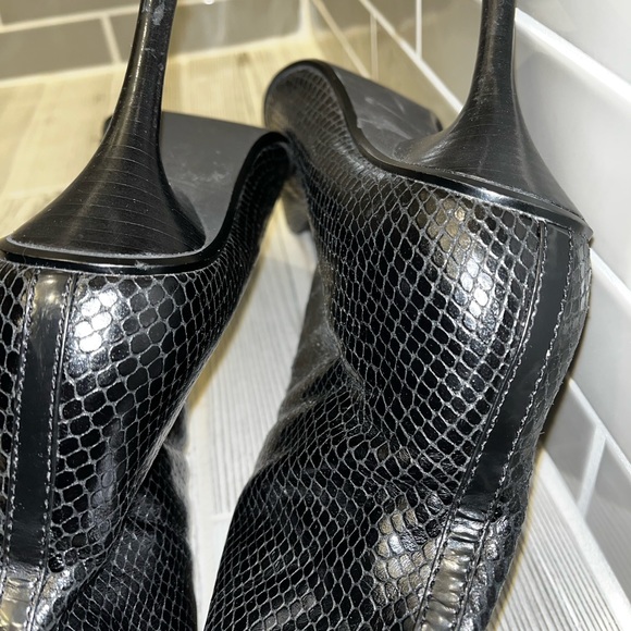 Linea Paolo black leather pointed toe bootie size 8.5 - Picture 6 of 12